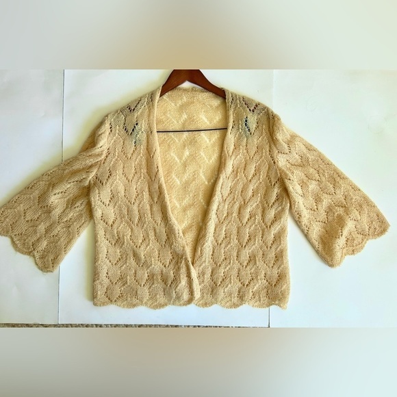Crochet opened handmade knitted Cardigan - Picture 3 of 7